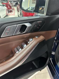 بي ام دبليو X7